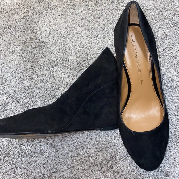 Banana Republic Wedge Heel - Picture 1 of 3
